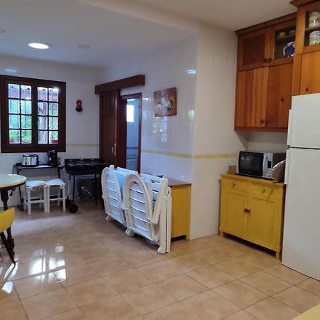 Chalet Roche A 300 Metros De La Playa Bagian luar foto