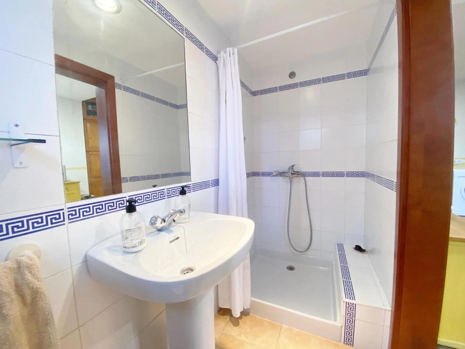 Chalet Roche A 300 Metros De La Playa Bagian luar foto