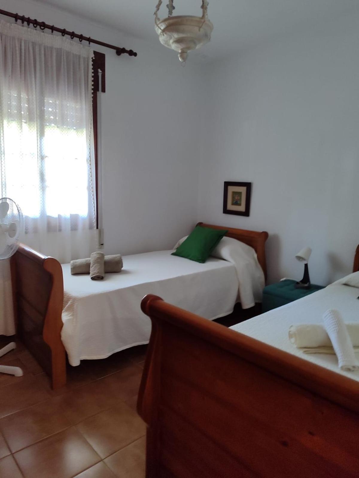 Chalet Roche A 300 Metros De La Playa Bagian luar foto